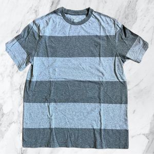 American Eagle soft T-shirt